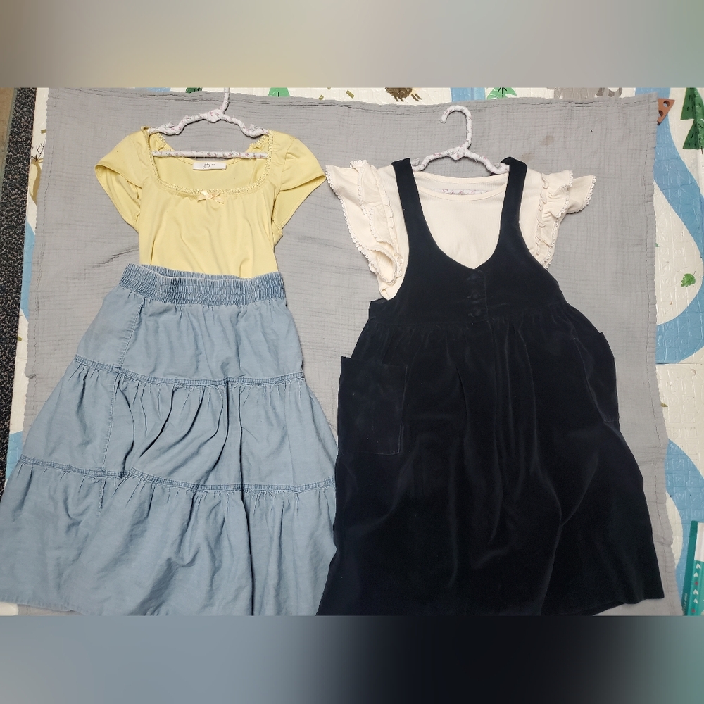 Girl's Style Bundle! Classy Outfit MIX AND MATCH! 2 Tops, 1 Skirt, 1 Dress!